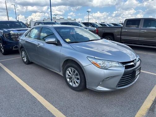 2017 Toyota Camry XLE
