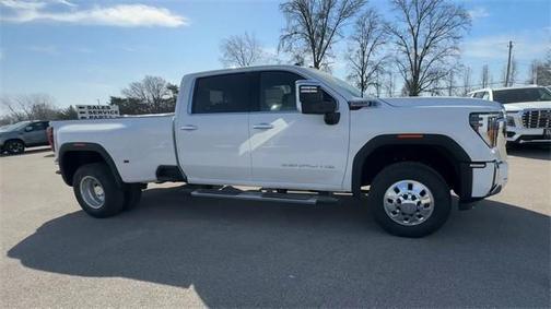 2025 GMC Sierra 3500 Denali