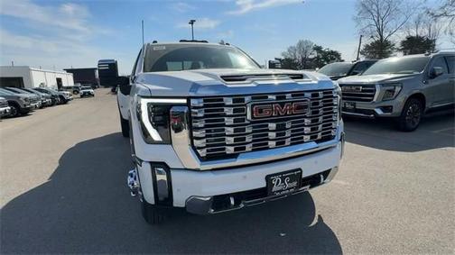 2025 GMC Sierra 3500 Denali