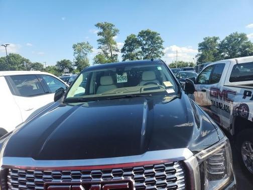 2022 GMC Yukon XL Denali