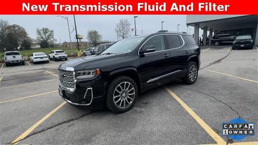 2023 GMC Acadia Denali