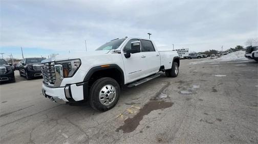 2025 GMC Sierra 3500 Denali