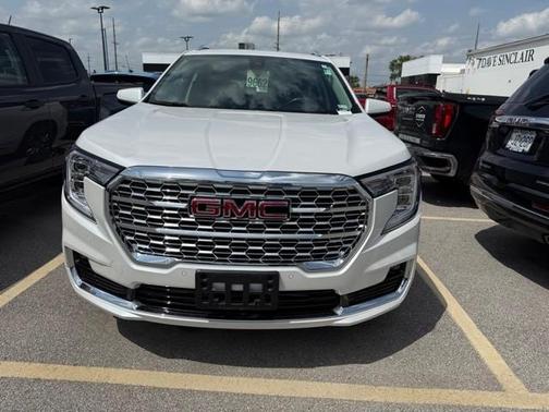 2022 GMC Terrain Denali