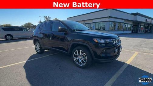 2022 Jeep Compass Latitude Lux