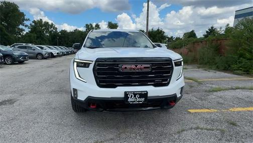 2026 GMC Acadia AWD AT4
