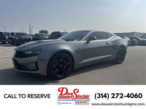 2022 Chevrolet Camaro RWD Coupe LT1