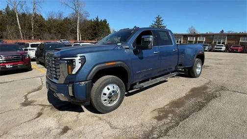 2025 GMC Sierra 3500 Denali