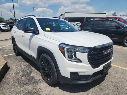 2023 GMC Terrain SLE