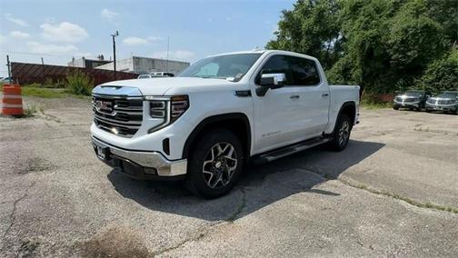 2025 GMC Sierra 1500 SLT