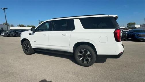 2026 GMC Yukon XL 4WD AT4