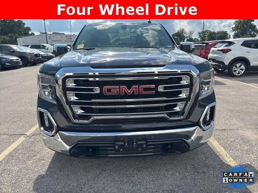2022 GMC Sierra 1500 SLT
