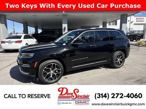 2022 Jeep Grand Cherokee Summit