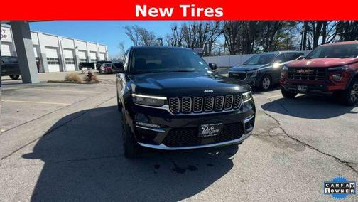 2022 Jeep Grand Cherokee Summit