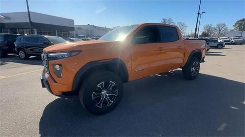 2025 GMC Canyon Base