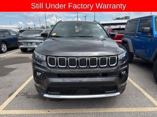 Granite Crystal Metallic Clearcoat 2023 Jeep Compass Limited