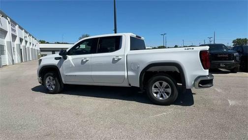 2025 GMC Sierra 1500 SLE