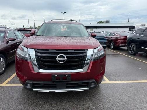 2024 Nissan Pathfinder Platinum 4WD