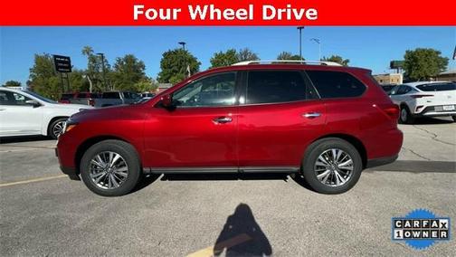 2019 Nissan Pathfinder SL