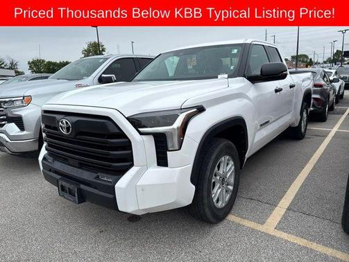 White 2022 Toyota Tundra SR5