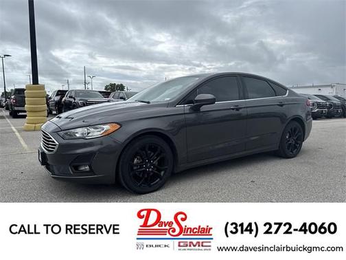 2020 Ford Fusion SE