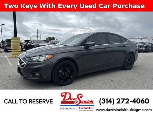 2020 Ford Fusion SE