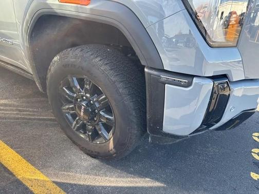 2025 GMC Sierra 2500 AT4