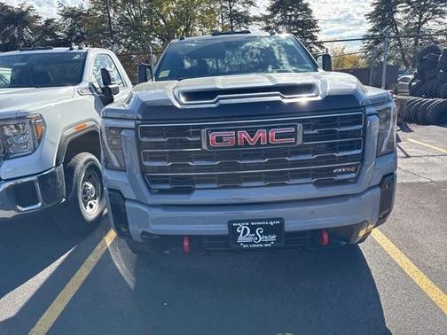 2025 GMC Sierra 2500 AT4