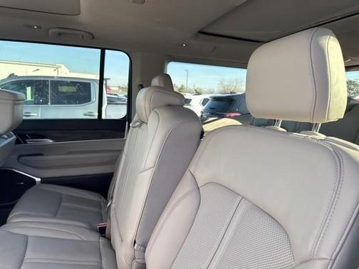 2022 Jeep Wagoneer Series II 4x4