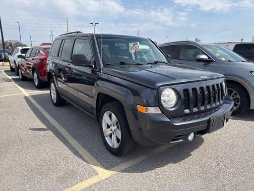 Maximum Steel Metallic Clearcoat 2014 Jeep Patriot Latitude
