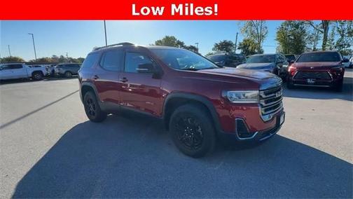 2022 GMC Acadia AWD AT4
