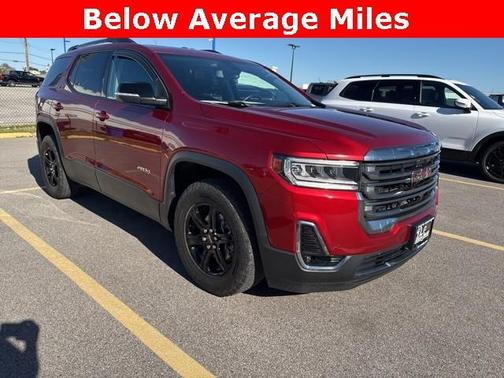 2022 GMC Acadia AWD AT4