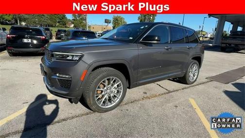 2022 Jeep Grand Cherokee Summit