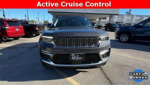 2022 Jeep Grand Cherokee Summit