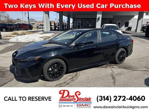 2025 Toyota Camry SE