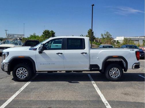 2024 GMC Sierra 2500 Pro