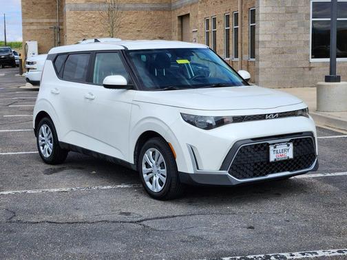 2023 Kia Soul LX
