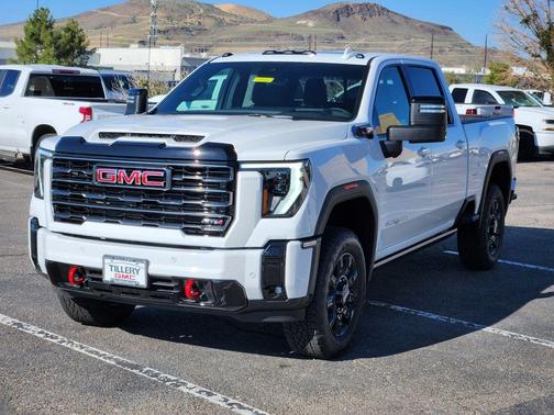 2025 GMC Sierra 2500 AT4