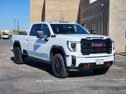 2025 GMC Sierra 2500 AT4