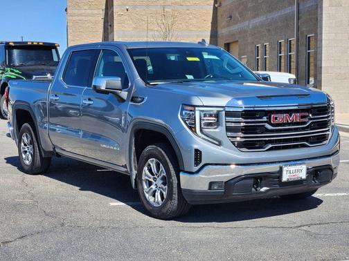 2024 GMC Sierra 1500 SLT