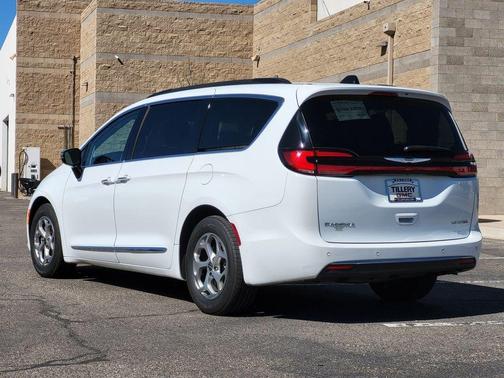 2023 Chrysler Pacifica Limited