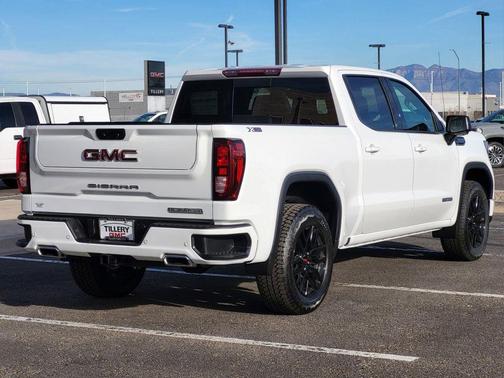 2025 GMC Sierra 1500 Elevation
