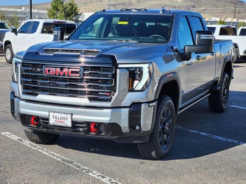 2025 GMC Sierra 2500 AT4