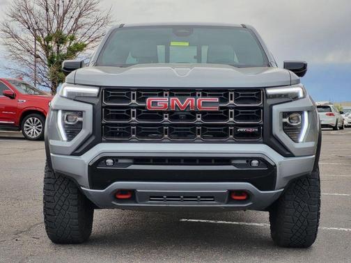 Sterling 2024 GMC Canyon AT4X