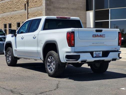 Summit White 2025 GMC Sierra 1500 AT4
