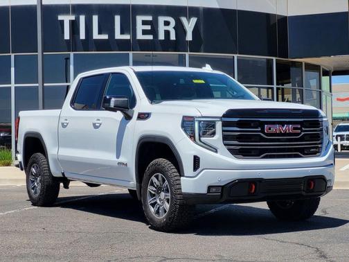 Summit White 2025 GMC Sierra 1500 AT4