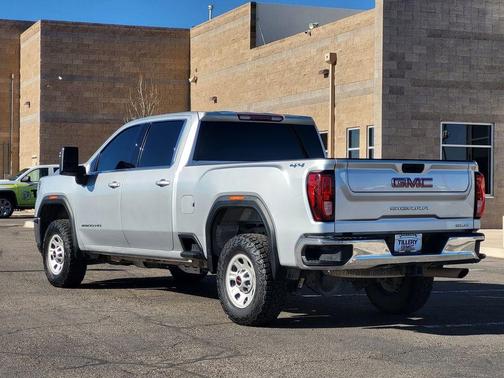2022 GMC Sierra 2500 SLE