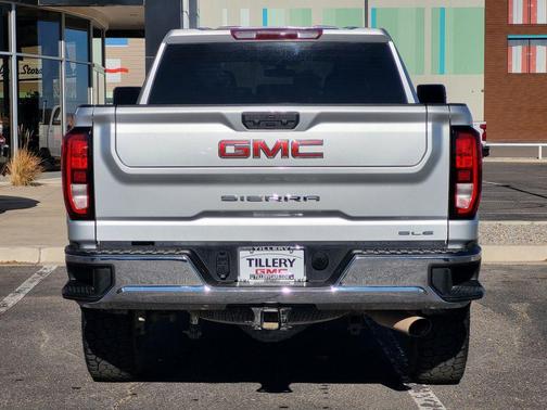 2022 GMC Sierra 2500 SLE