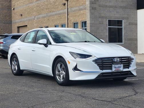 2023 Hyundai SONATA SE