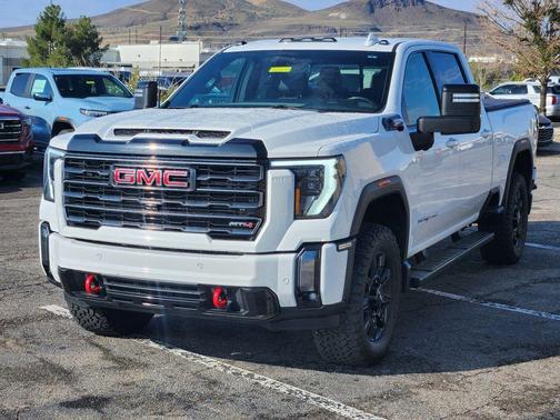 2024 GMC Sierra 2500 AT4