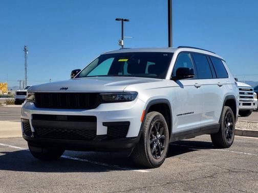 2024 Jeep Grand Cherokee L Laredo